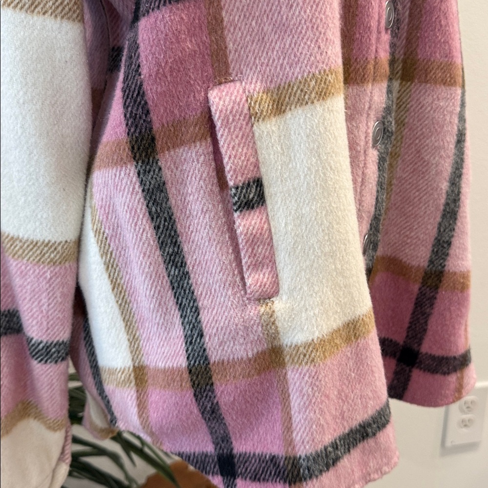 Women’s Plaid Shacket Shirt Pink and Cream Soft Long Sleeve Winter Top S - Picture 6 of 16